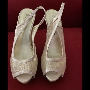 Guess nude lace sling back 7.5